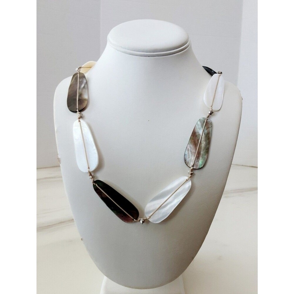 J JILL Mother of Pearl Mixed White and Gray Shell Necklace 36"